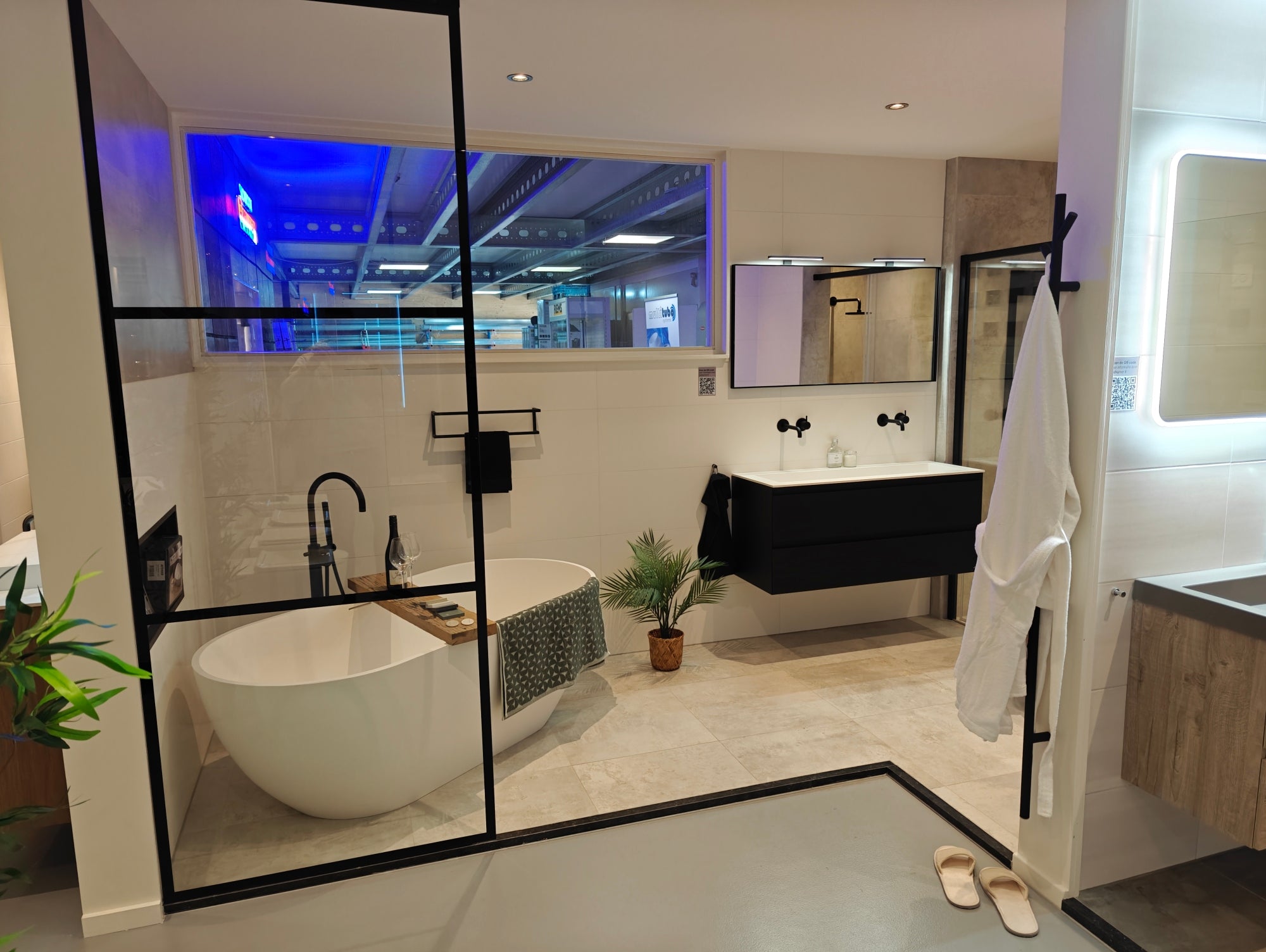 Ontdek onze luxe badkamer showrooms in Alkmaar en Purmerend: Dé sanitair specialist van Noord-Holland